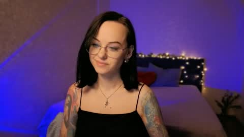 MiraSkyy online show from 05-02-26, 05:07
