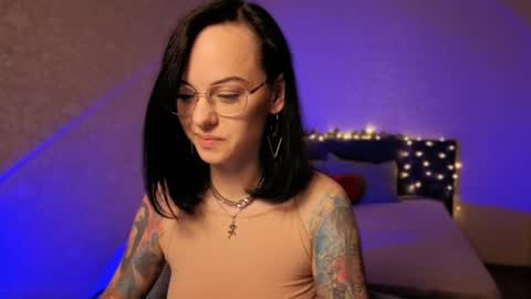Snapshot of miraskyy chatting on 06-03-26, 07:19 MiraSkyy online show from 06-03-26, 07:19