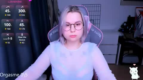 Kira online show from 03-02-26, 06:04