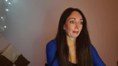 Christina online show from 05-19-26, 08:48