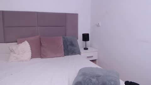 Snapshot of miryamines chatting on 02-24-25, 10:26 MiryamInes online show from 02-24-25, 10:26