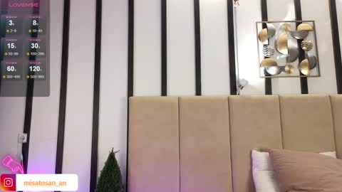 Annie  dont forget to thumbs up me  online show from 02-03-25, 03:09