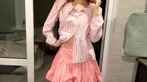 Molly online show from 10-11-25, 04:05