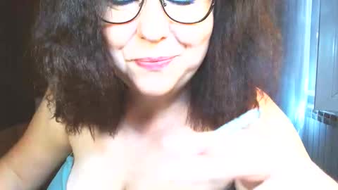 Snapshot of mishakiss34 chatting on 06-05-26, 09:48 Misha online show from 06-05-26, 09:48