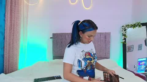 misofialeal online show from 04-11-26, 06:45