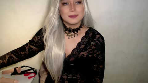 miss_4cuck_ online show from 06-27-26, 12:22
