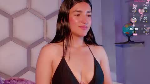 Snapshot of miss__jones_ chatting on 06-25-26, 05:39 miss__jones_ online show from 06-25-26, 05:39