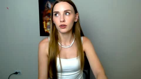 Snapshot of miss_angelina_ chatting on 07-15-26, 06:07 Angelina online show from 07-15-26, 06:07