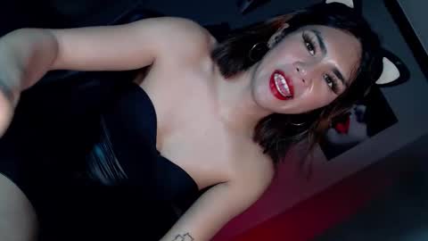 miss_bella69 online show from 05-08-26, 04:51