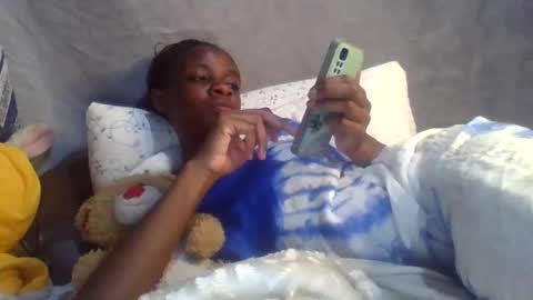 miss_belllo online show from 02-09-25, 06:05