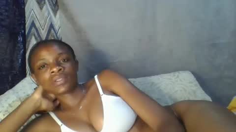 miss_belllo online show from 02-19-25, 05:49