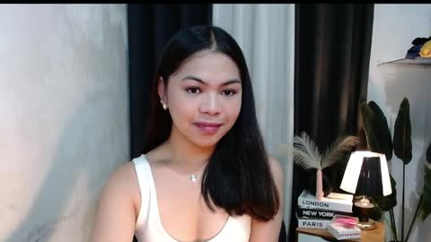 Snapshot of miss_briella chatting on 04-21-26, 03:50 Briella online show from 04-21-26, 03:50