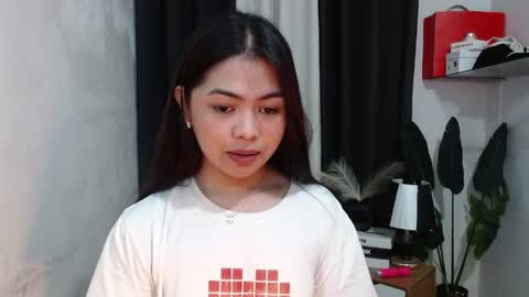 Snapshot of miss_briella chatting on 05-21-26, 03:08 Briella online show from 05-21-26, 03:08