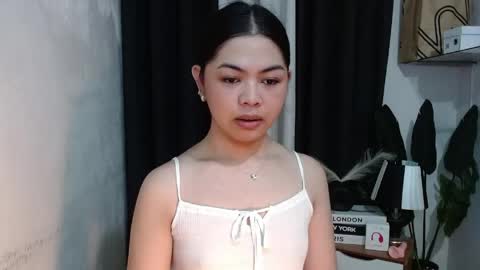 Snapshot of miss_briella chatting on 05-31-26, 04:58 Briella online show from 05-31-26, 04:58