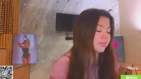 Snapshot of miss_bubbles chatting on 02-01-26, 12:42 Sandy online show from 02-01-26, 12:42