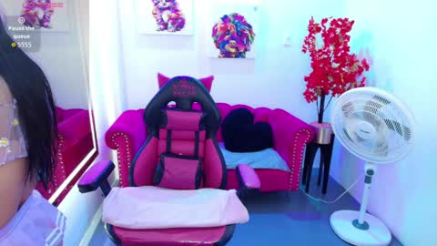 Melanie online show from 04-08-26, 12:27