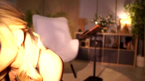 Miss Ema Devine online show from 02-14-26, 06:15