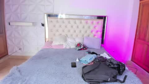 miss_emilystar online show from 06-07-26, 07:39