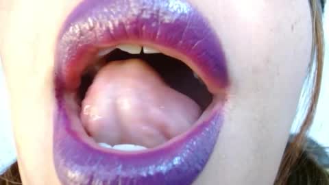 Miss Evoleth online show from 11-10-25, 02:38