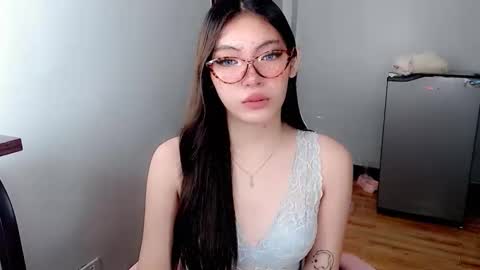 Snapshot of miss_hornydoll chatting on 03-16-26, 01:00 miss_hornydoll online show from 03-16-26, 01:00
