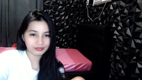 miss_innocent18 online show from 01-05-25, 07:07