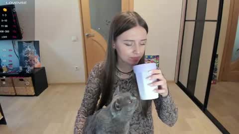 Kitty online show from 06-03-26, 03:20