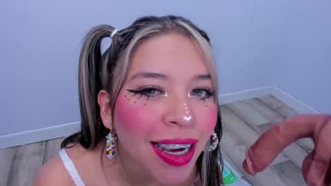 miss_lucyla online show from 01-12-26, 11:04