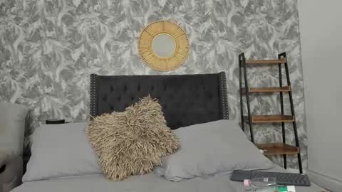 Melody online show from 09-20-25, 07:26