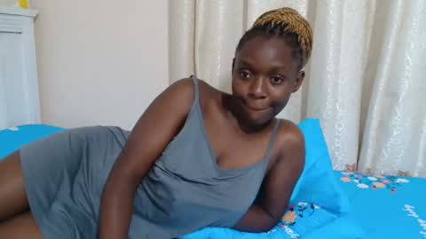 Snapshot of miss_monroee chatting on 04-24-26, 03:31 monroe online show from 04-24-26, 03:31