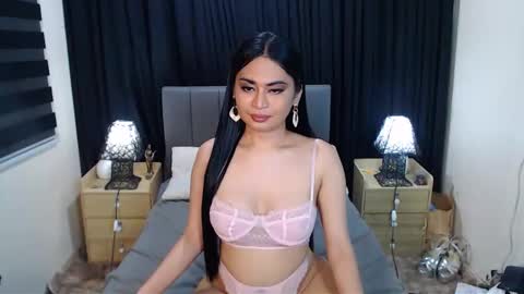 miss_sahara0 online show from 09-30-25, 11:15