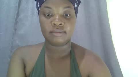 Snapshot of miss_sexy0012 chatting on 03-14-26, 02:28 Nia online show from 03-14-26, 02:28