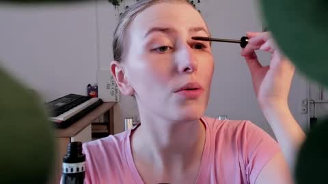 Anneli online show from 04-07-26, 09:10