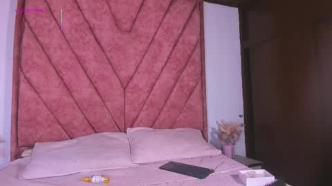 miss_sunnyy online show from 04-14-26, 08:15