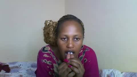 Snapshot of miss_vall chatting on 03-13-26, 06:47 miss_vall online show from 03-13-26, 06:47