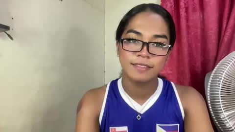 Snapshot of miss_veron_xoxo chatting on 01-10-26, 03:58 miss_veron_xoxo online show from 01-10-26, 03:58