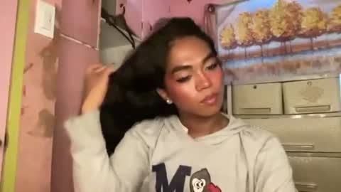 Snapshot of miss_veron_xoxo chatting on 03-08-26, 01:47 miss_veron_xoxo online show from 03-08-26, 01:47