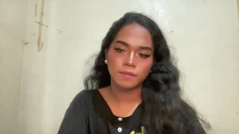 Snapshot of miss_veron_xoxo chatting on 04-03-26, 01:42 miss_veron_xoxo online show from 04-03-26, 01:42