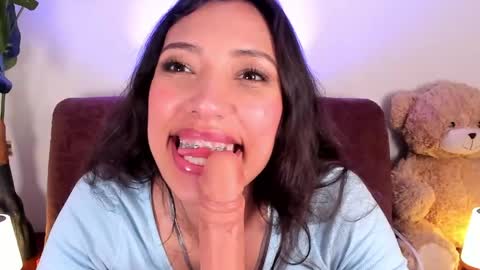 Miss Veronica online show from 04-14-26, 06:25