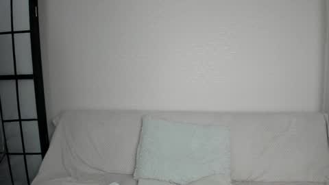 Ally  OFMissallydoll     . online show from 05-28-26, 11:07