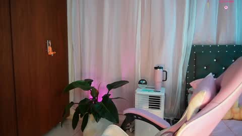 missara_ online show from 04-10-26, 12:27