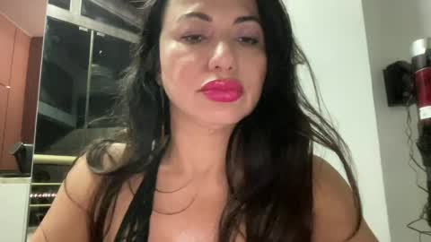 Missbumbum online show from 06-23-26, 09:13