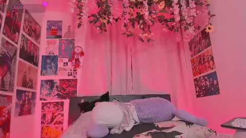 Snapshot of misscurvytop chatting on 07-11-26, 01:08 Vane online show from 07-11-26, 01:08