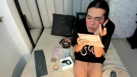 Snapshot of missdolllive chatting on 07-16-26, 12:55 Dolly online show from 07-16-26, 12:55