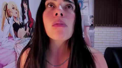 missexxy303av online show from 03-25-26, 04:35