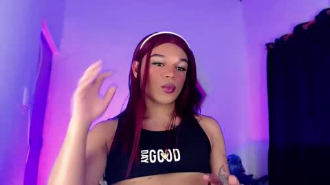 Snapshot of missfer_bigdick chatting on 04-20-26, 06:53 Fer online show from 04-20-26, 06:53