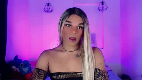 Snapshot of missfer_bigdick chatting on 05-04-26, 10:50 Fer online show from 05-04-26, 10:50