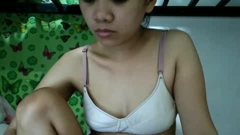 Snapshot of missjona08 chatting on 05-20-26, 02:45 Jona online show from 05-20-26, 02:45