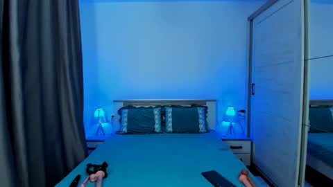 Miss Karla online show from 11-12-25, 03:45