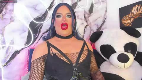 kassandra lazcano online show from 04-17-26, 12:57