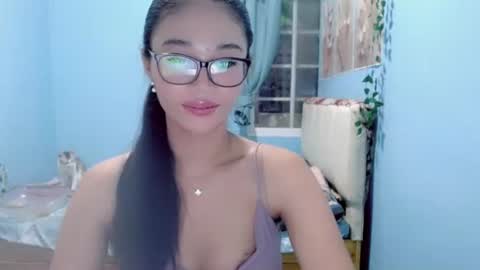 missminervaa online show from 03-10-26, 05:51